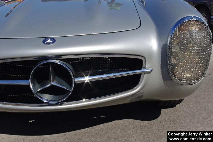 Mercedes- Benz 300SL Roadster