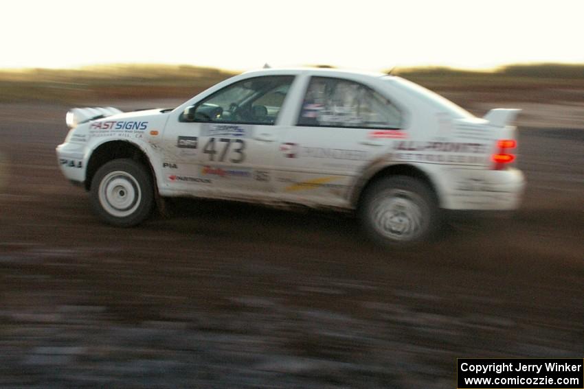 Lars Wolfe / Kent Gardam VW Jetta Turbo on the practice stage (2).