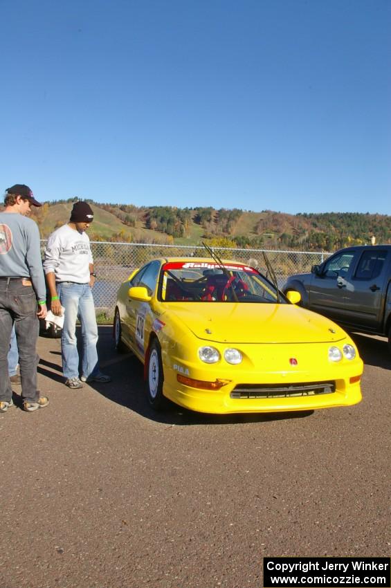 Evan Moen / Dan Victor supercharged their Acura Integra Type-R prior to LSPR to compete in Group 5.