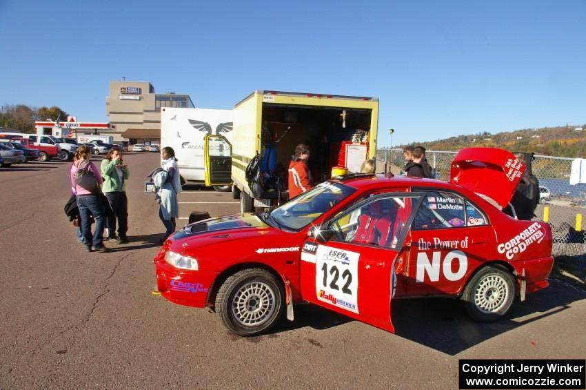 Dennis Martin / Kim DeMotte Mitsubishi Lancer Evo IV gets last minute prep before parc expose.