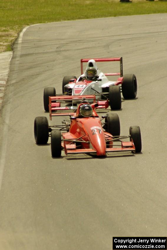 Dave Rounds' Van Diemen RF97 Formula Continental and Jed Copham's Van Diemen FSCCA Formula Enterprise