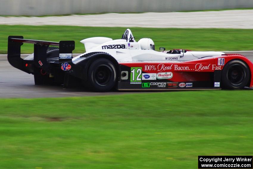 Matt Downs' Panoz Élan DP-02