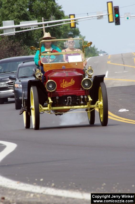 Gene Grengs' 1910 Stanley Steamer