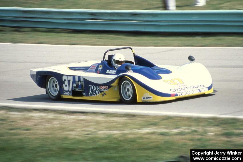 Jonathan Holtzman's Lola T-92/JH1