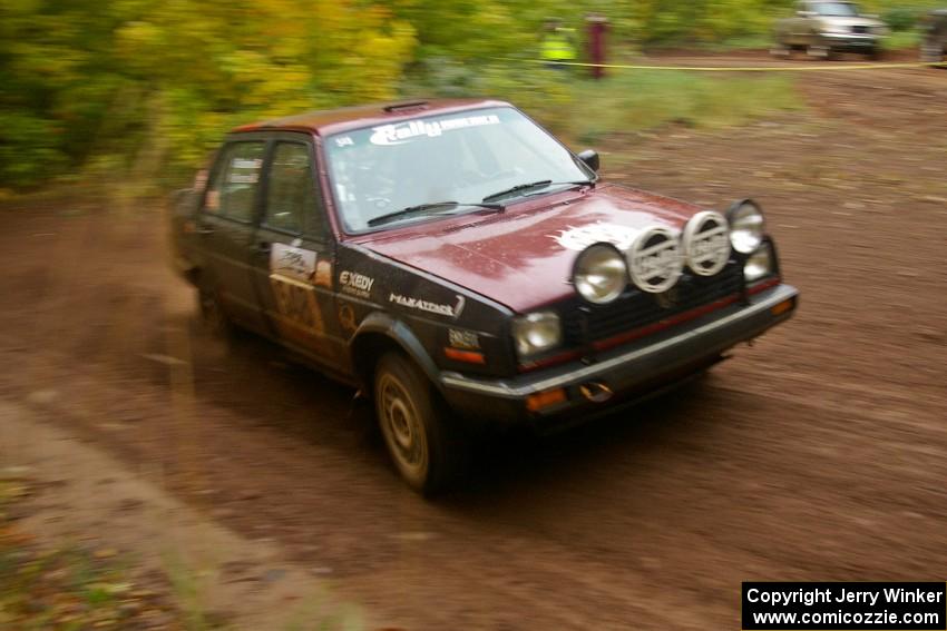 Matt Bushore / Andy Bushore come into the flying finish of Beacon Hill, SS2, at speed in their VW Jetta.