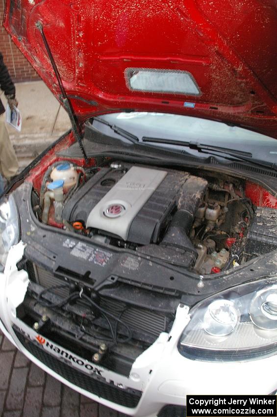 Engine bay of the Brian Dondlinger / Dave Parps VW GTI-Rally. (1)