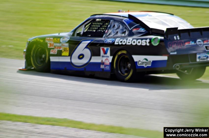 Ricky Stenhouse, Jr.'s Ford Mustang