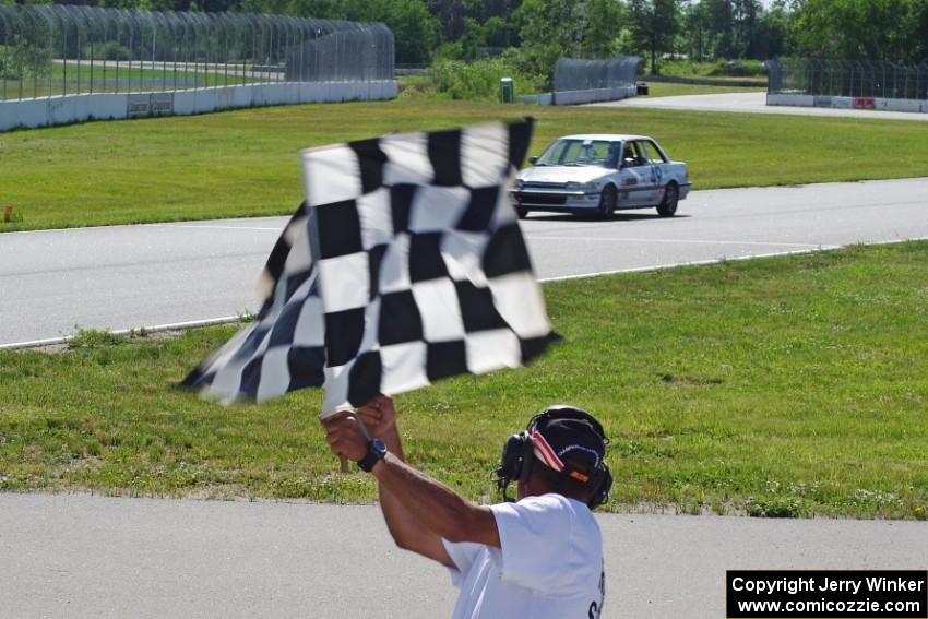 Slugworks Honda Civic takes the checkered.