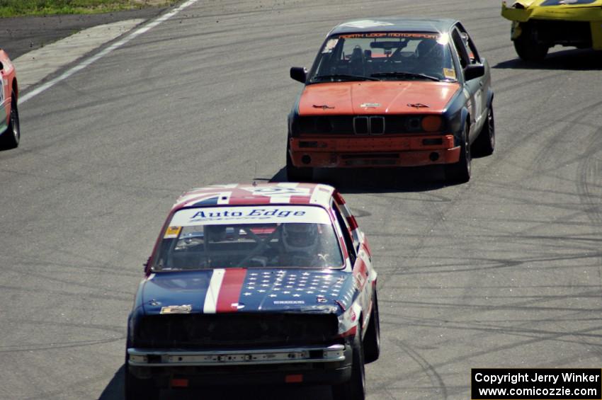 British American Racing 2 BMW 318i and North Loop Motorsports 1 BMW 325