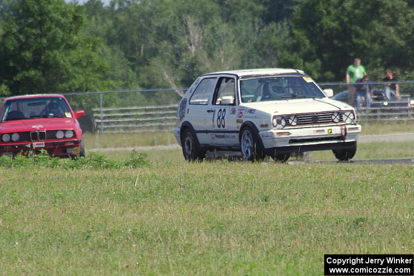 JAB Motorsport VW GTI and Probs Racing BMW 325