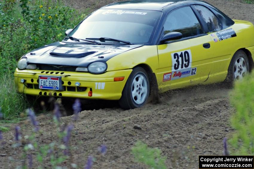 Chris Greenhouse / Chris Gordon in their Plymouth Neon on SS1