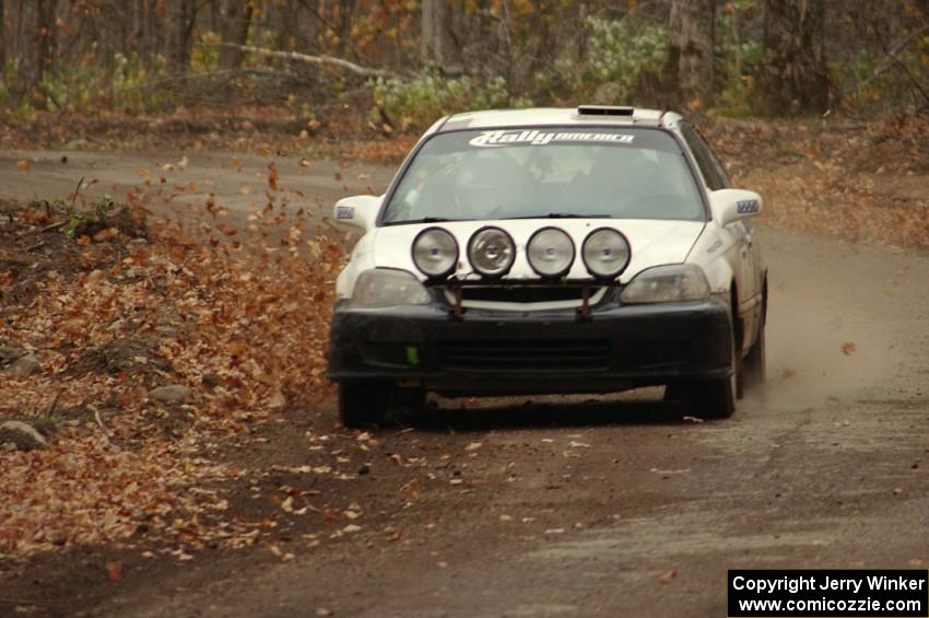 Billy Mann / Mary Warren in their Honda Civic on SS16 (Arvon Tower 2)