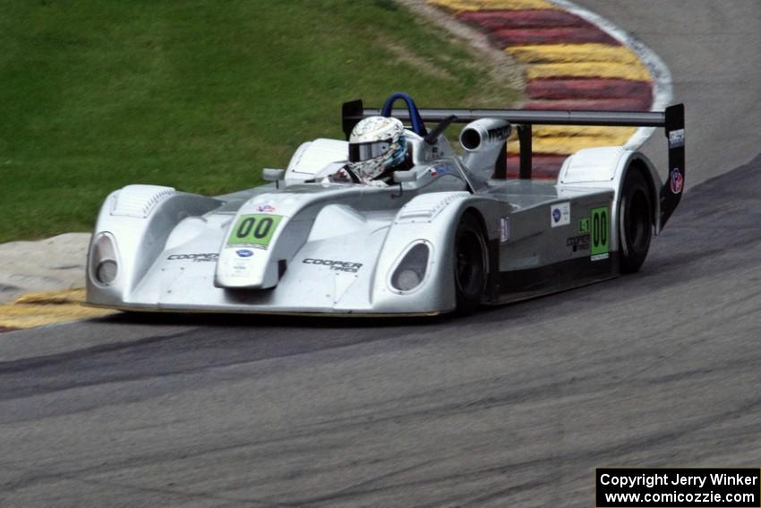 Owen Kratz's Panoz Élan DP-02