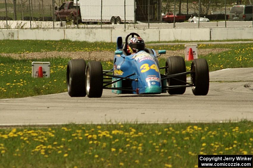 Bill Bergeron's Van Diemen RF90 Formula Ford