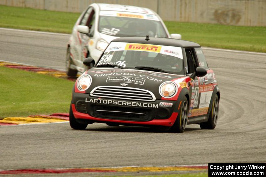 Glenn Nixon's MINI Cooper and Ryan Reed's Honda Fix