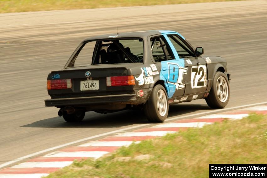 Nikki and Paris Racing BMW 325e