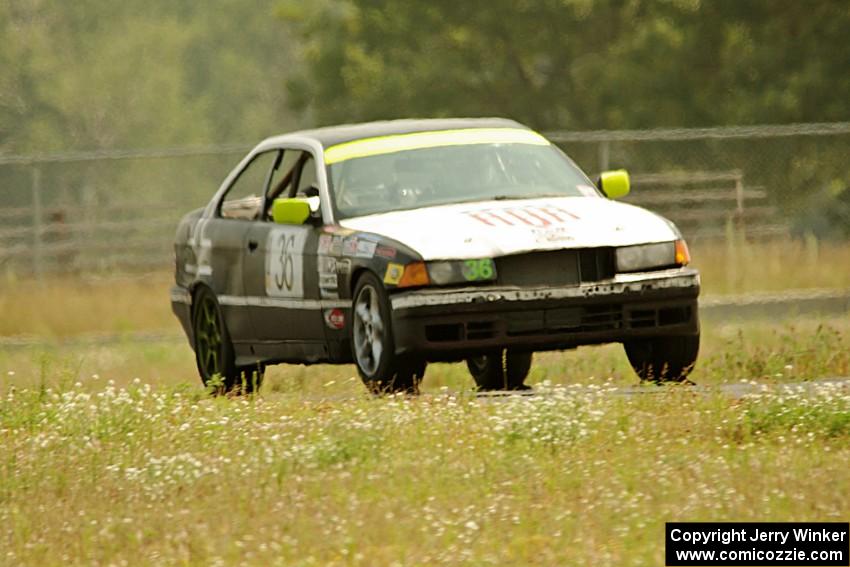 Ambitious But Rubbish Racing BMW 325