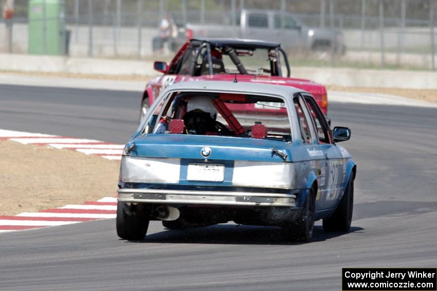 North Loop Motorsport BMW 325 chases Missing Link Motorsports BMW 325i