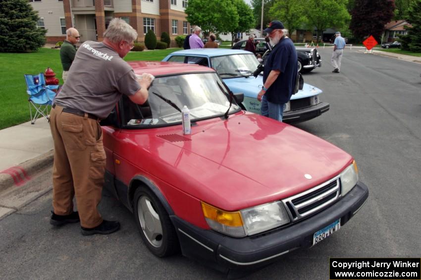 SAAB 900s