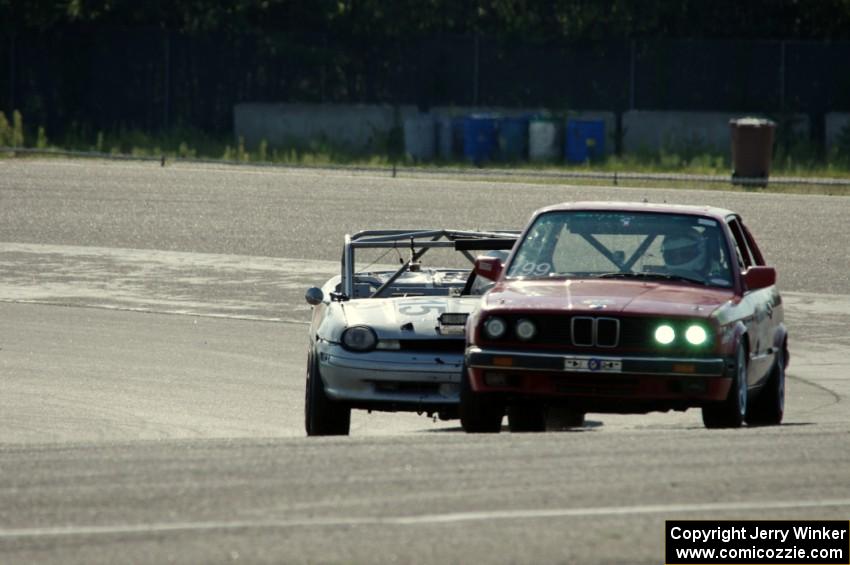 Cheap Shot Racing BMW 325is and NNM Motorsports Dodge Neon