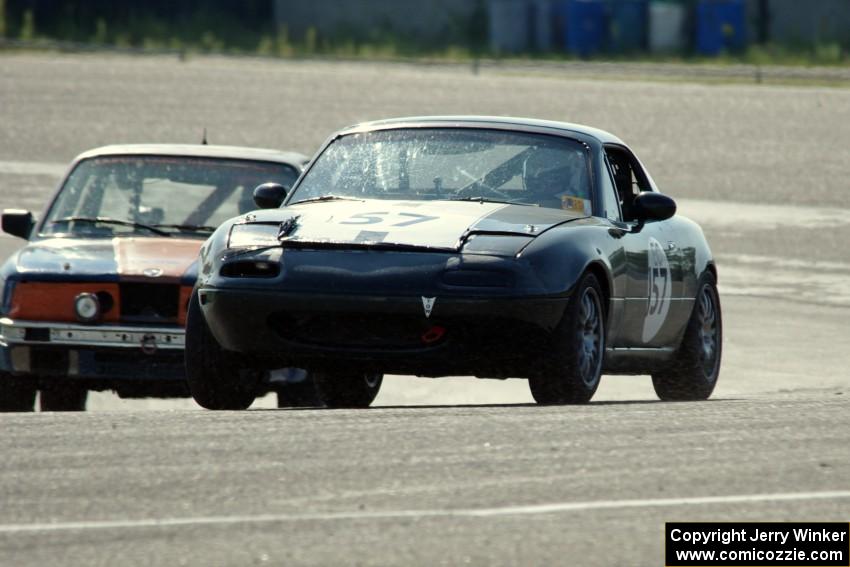 Transcendental Racing Mazda Miata and North Loop Motorsport BMW 325i