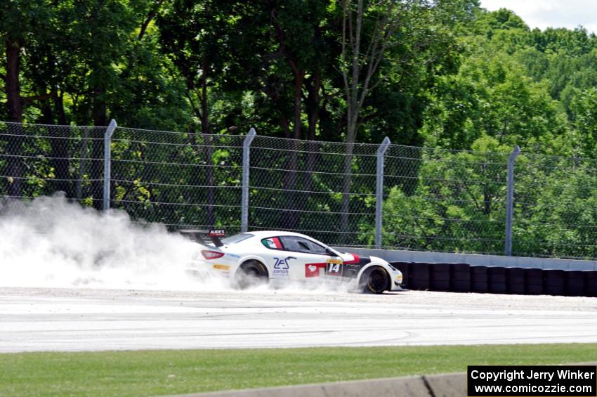 Mauro Trentin's Maserati Trofeo goes wide at turn one.