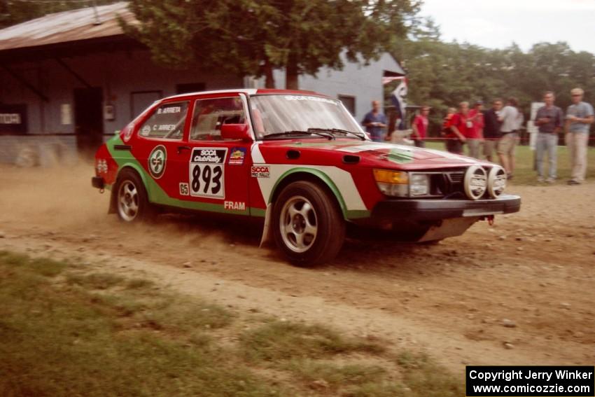 Carlos Arrieta, Jr. / Belen Arrieta SAAB 900 Turbo at the finish of SS1, Mexico Rec.