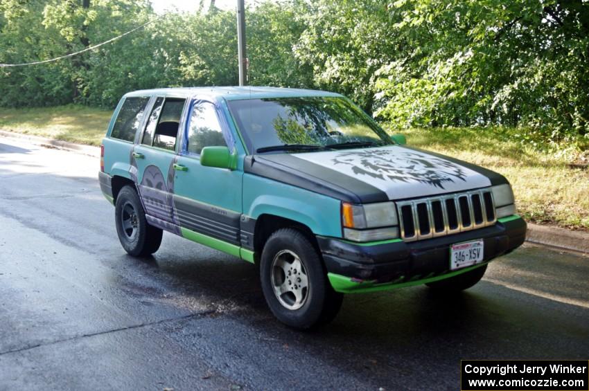 ArtCar 16 - Jeep Cherokee