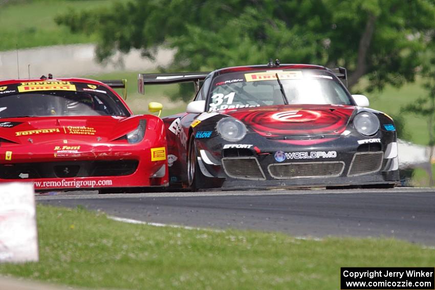 Ryan Dalziel's Porsche 911 GT3R and Olivier Beretta's Ferrari 458 GT3 Italia