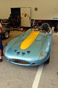 Debbie Graves' Jaguar XKE Roadster