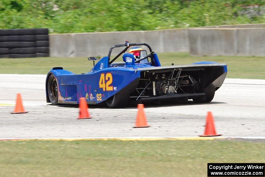 Michael Bautz's Lola T-90/90