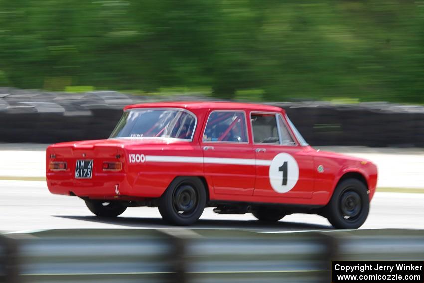 Allan Thom's Alfa Romeo Giulia Ti