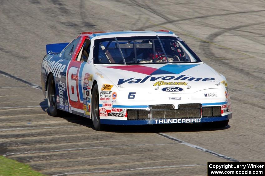 Tom DePagter's Ford Thunderbird