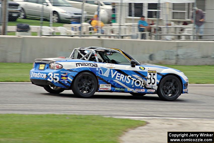 Nick Igdalsky's Mazda MX-5