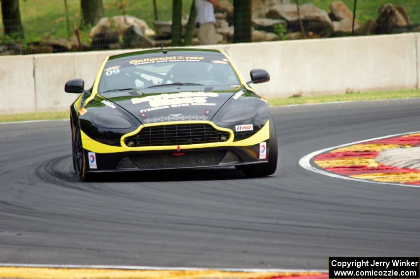 Charlie Putman / Charles Espenlaub Aston Martin Vantage