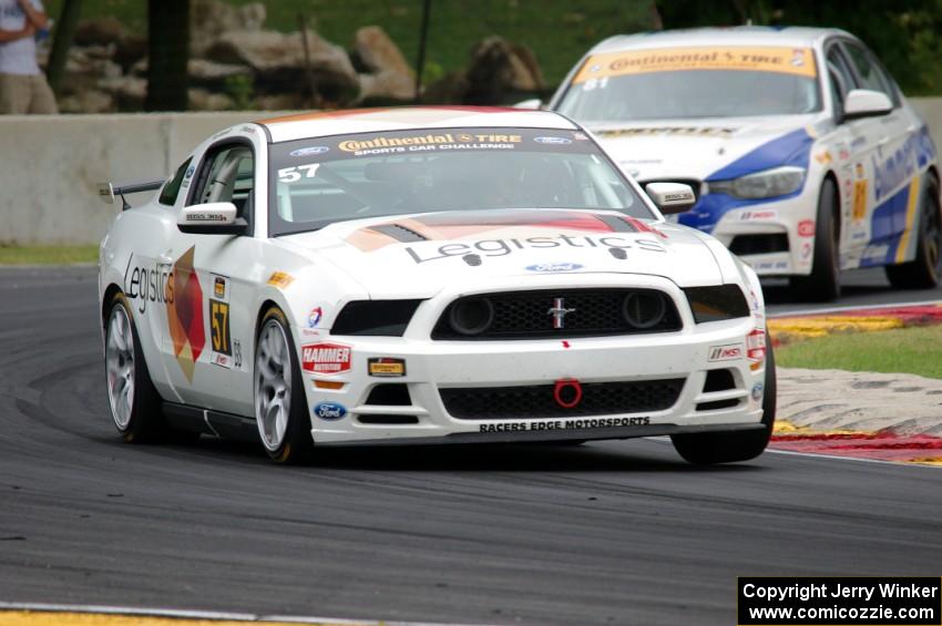 Nick Galante / Louis-Philippe Montour Ford Mustang Boss 302R and Andrie Hartanto / Tyler Cooke BMW 328i