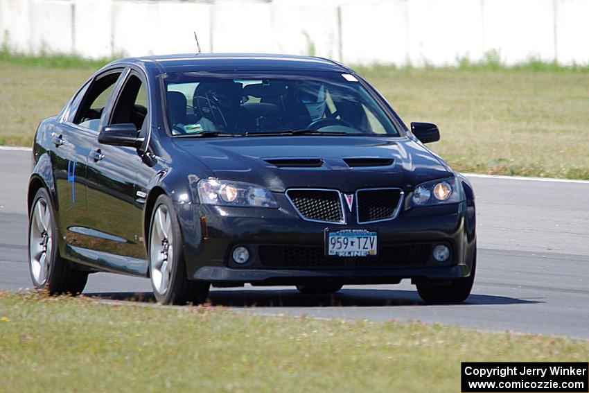 ???'s ?? Pontiac G8