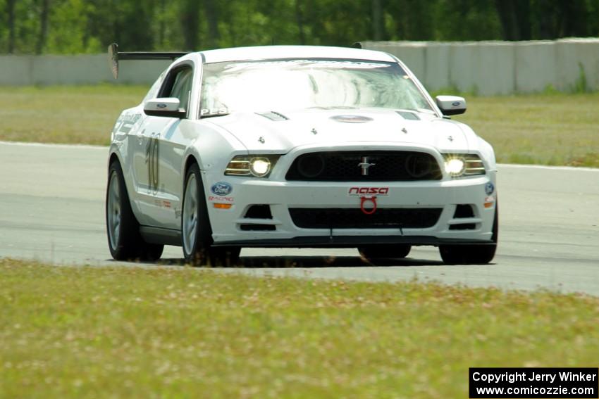 Laddie Pesek, Jr.'s AIX Ford Mustang