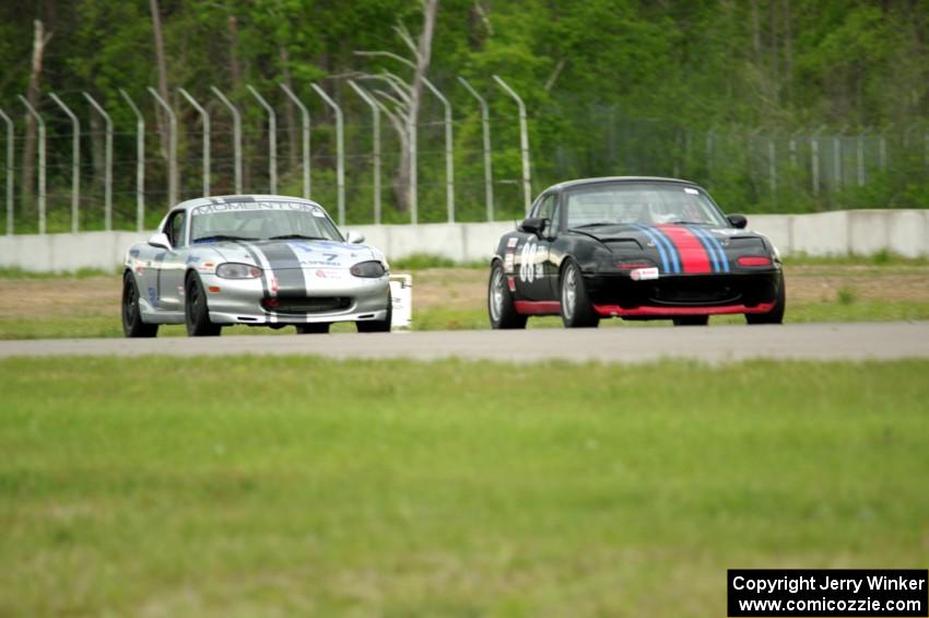 Samantha Silver's and Chris Craft's Spec Miata Mazda Miatas