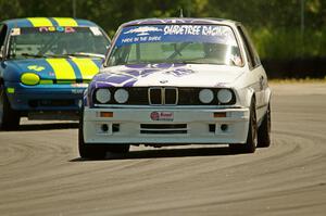 Craig Campbell's ITA BMW 325is and John Glowaski's ITA Dodge Neon ACR