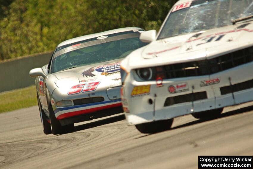 Mel Shaw's GT-2 Chevy Camaro and Darrell Peterson's T2 Chevy Corvette