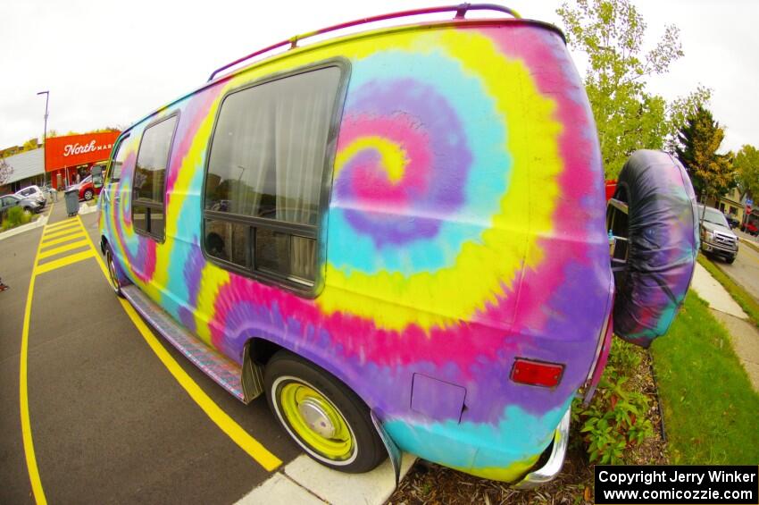 ArtCar - Dodge Ram Van