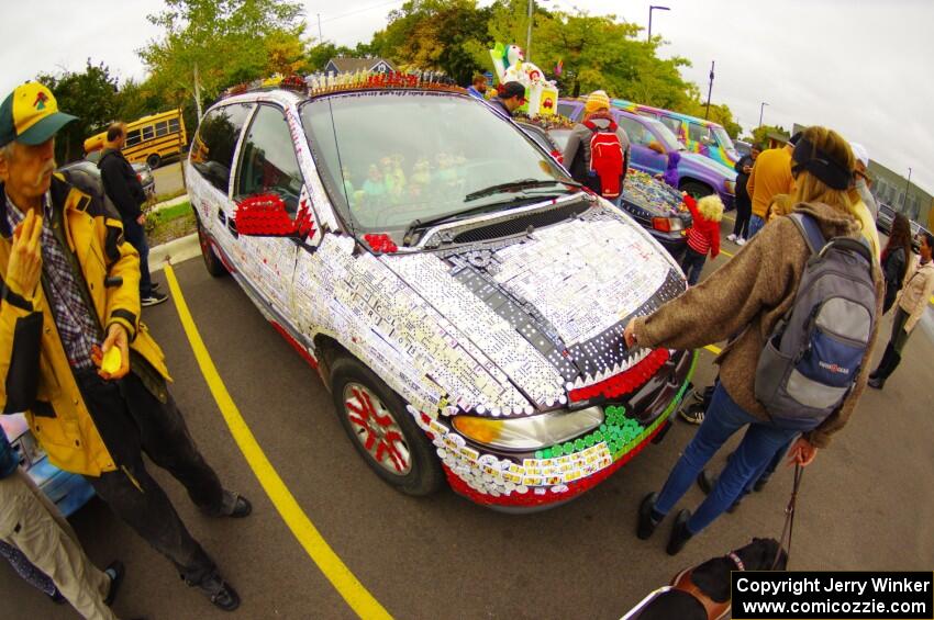 ArtCar - Dodge Caravan