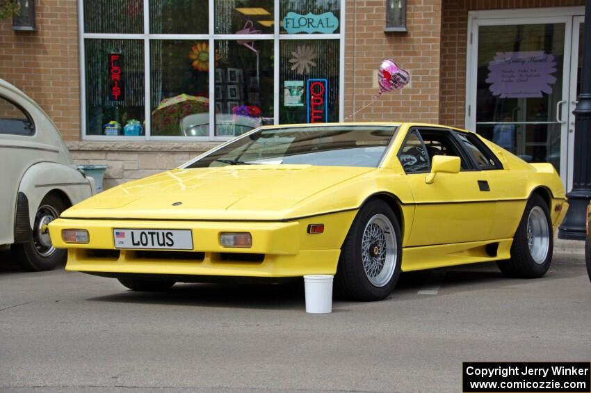 Lotus Esprit