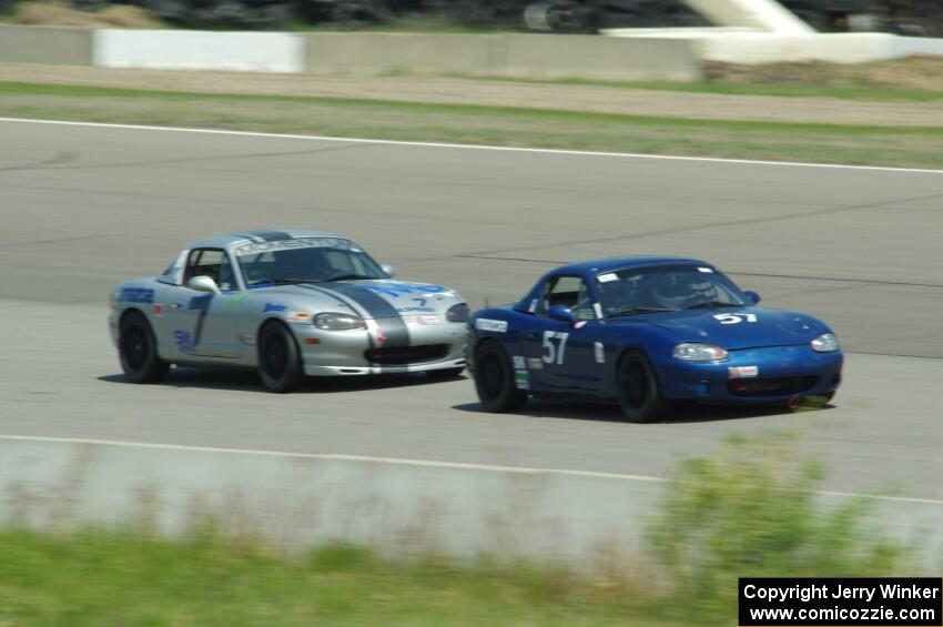 Samantha Silver's and Chris Craft's Spec Miata Mazda Miatas