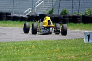 Tony Foster's Swift DB-6/Honda Formula F