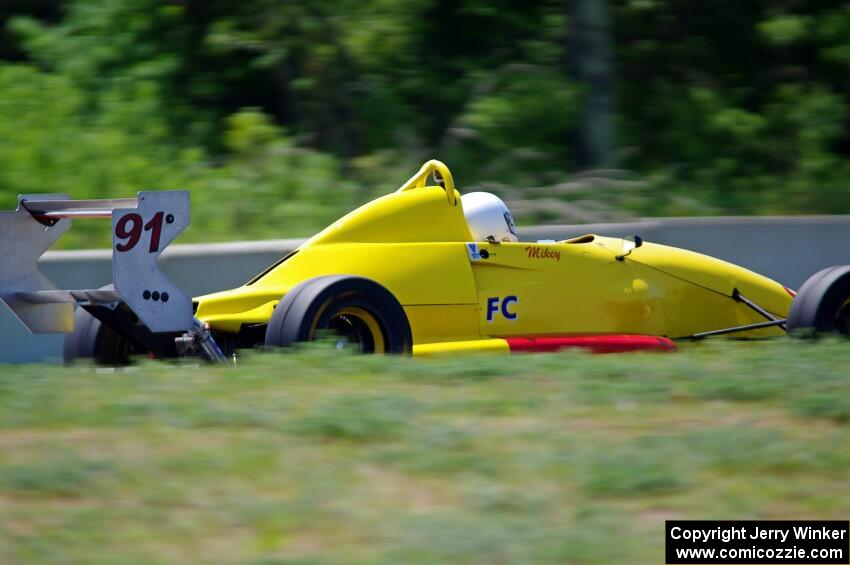 Mike Fowler's Van Diemen RF96 Formula Continental