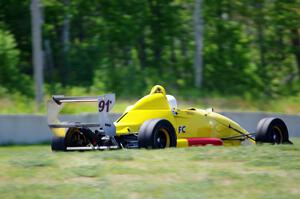 Mike Fowler's Van Diemen RF96 Formula Continental