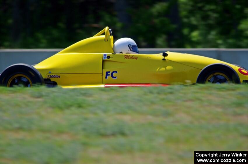 Mike Fowler's Van Diemen RF96 Formula Continental