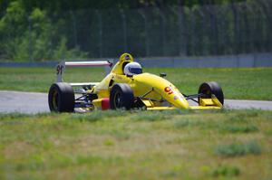 Mike Fowler's Van Diemen RF96 Formula Continental